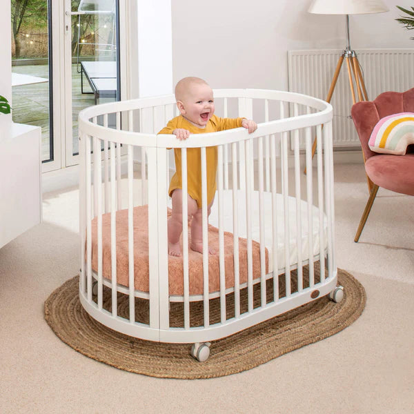 Oasis Oval Baby Bed